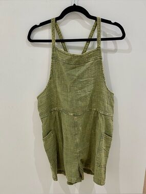 NWOT Zenana Acid Washed Gauze Tie Back Romper Size L
